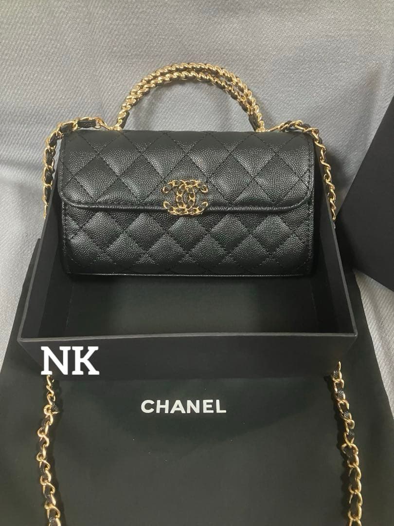 チェーンウォレット　シャネルノベルティ　ショルダーバッグ　VIP ブラック