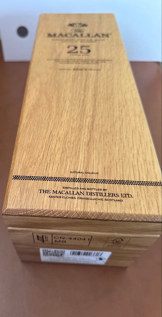 The Macallan 25年マッカランシングルモルトウイスキー空き瓶空き箱