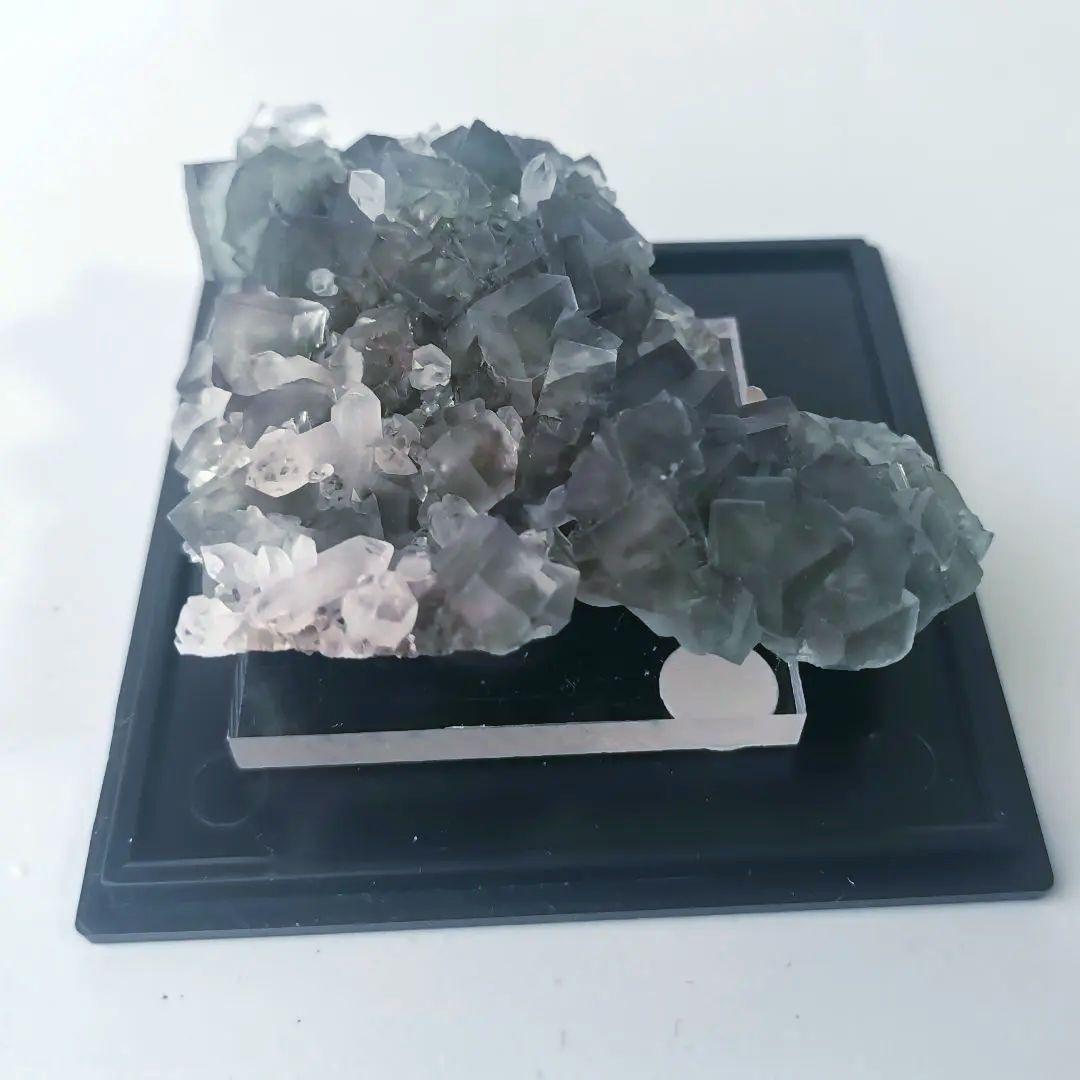 ナミビア　オコルス　フローライト・クォーツ