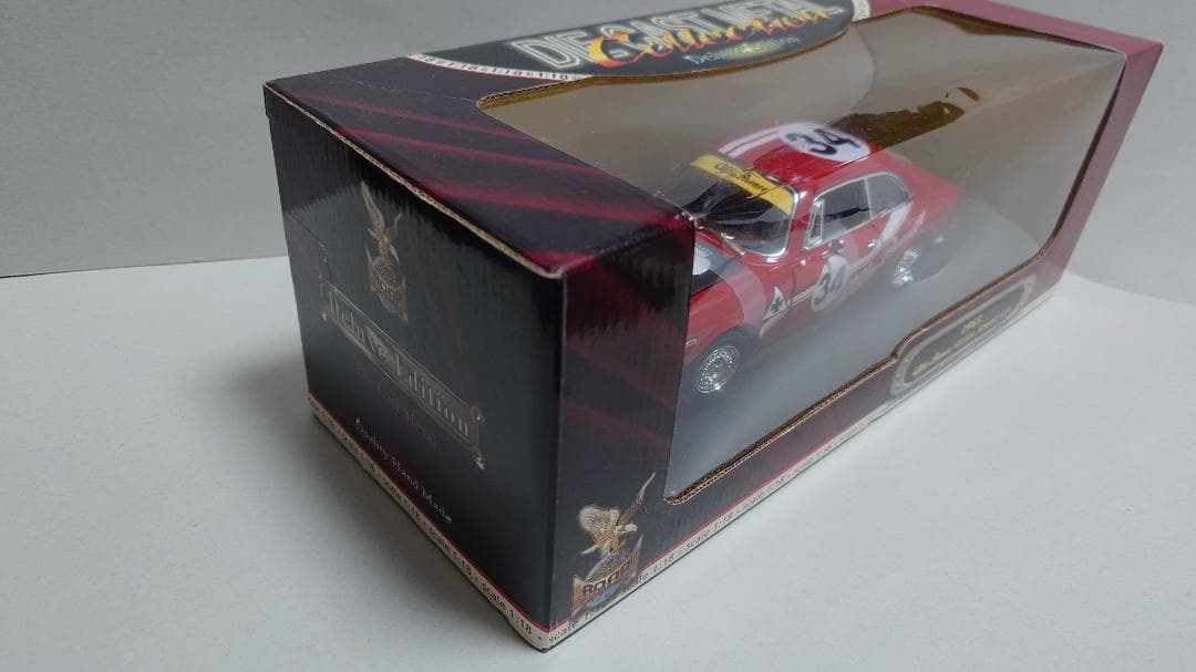 ロードシグネチャー　アルファロメオ ジュリア スプリント GTA １/18