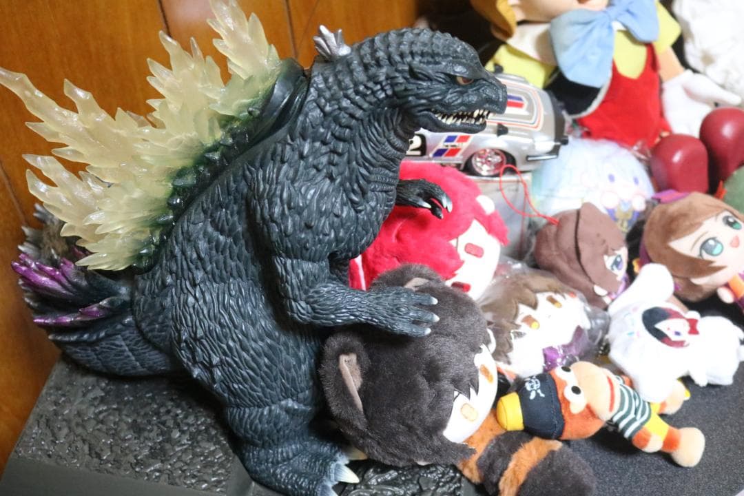 ジャンク不動品セット　おもちゃ　クッション　ゴジラ　ピノキオ　人形　ぬいぐるみ