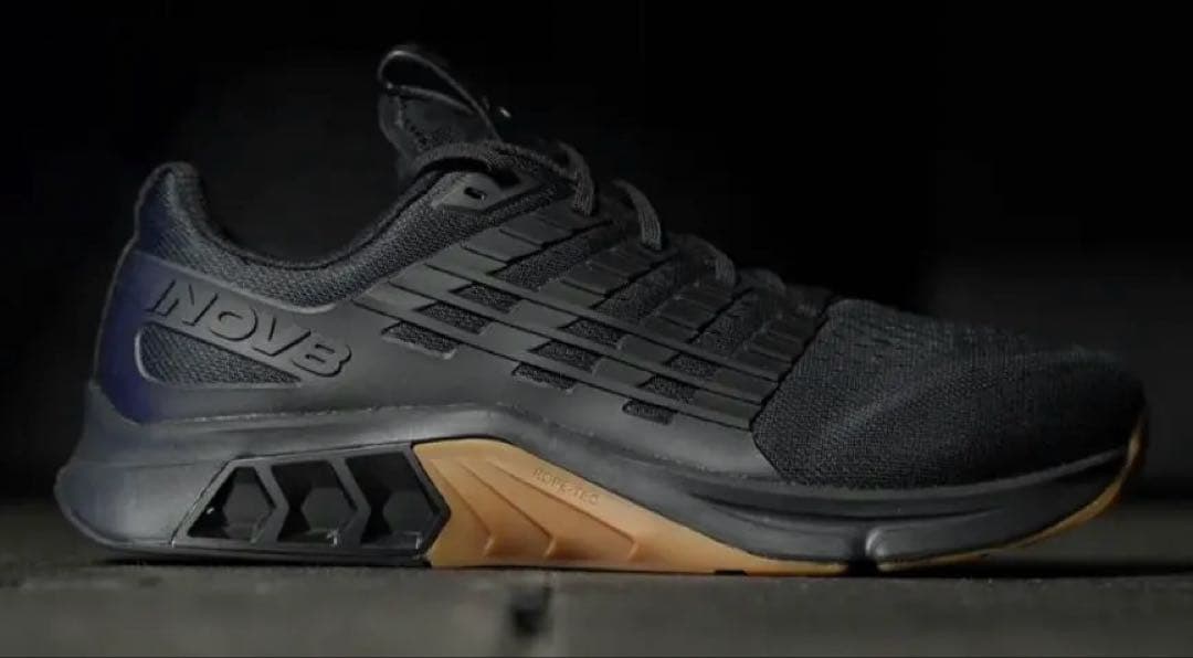 Inov8 F-Lite Max イノヴェイト　inov-8 トレーニング