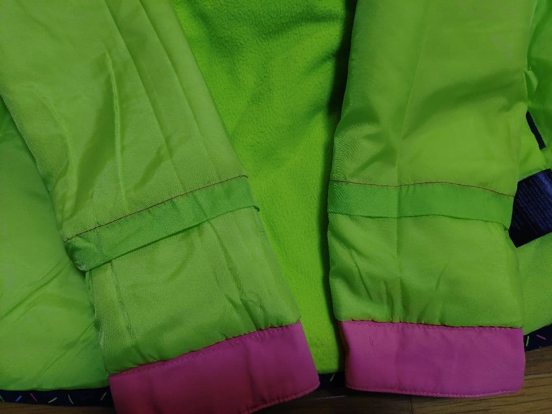 BURTON　子ども用スノーボードウェア　上下セット110cm、120cmピンク