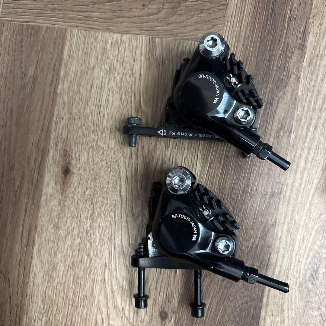Shimano r7020、BR-R7070等　油圧グループセット