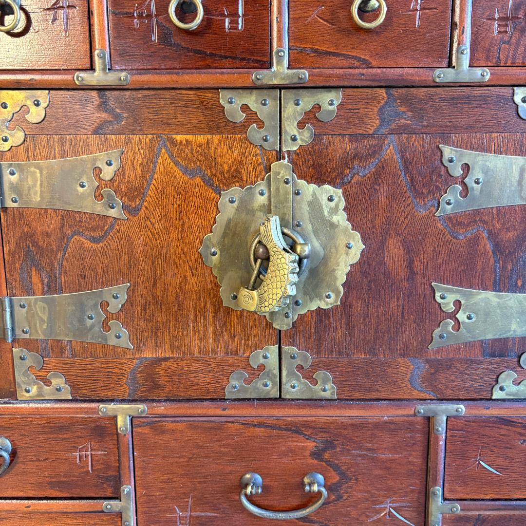 李朝　薬箪笥　薬屋のひとりごと