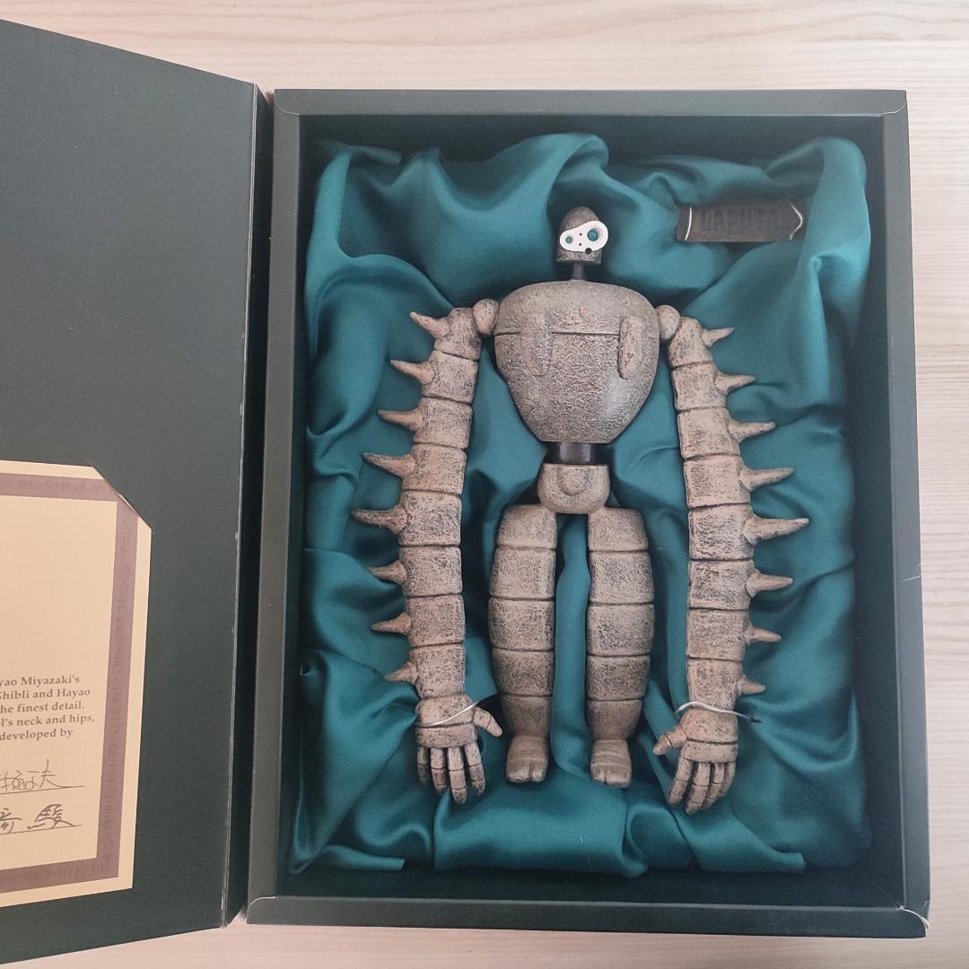 天空の城ラピュタ　ロボット兵　COMINICAフィギュア　コミニカ　ジブリ