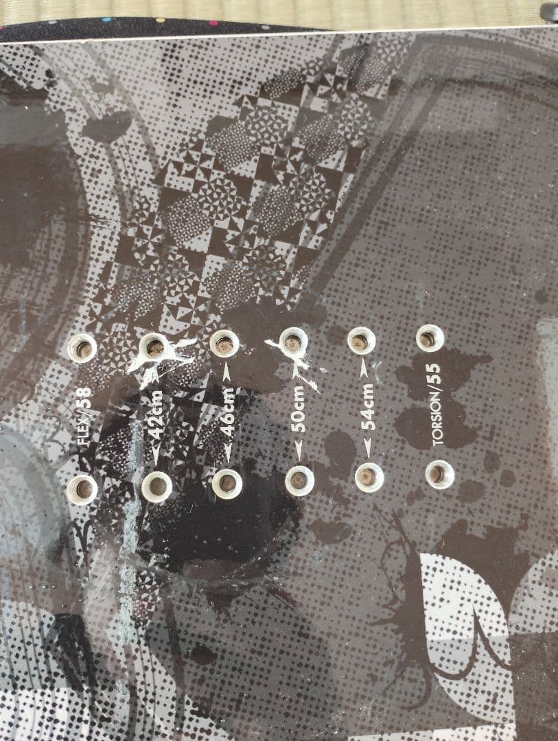 ヨネックススノーボード　板　FOAROC139　アニバーサリーモデル