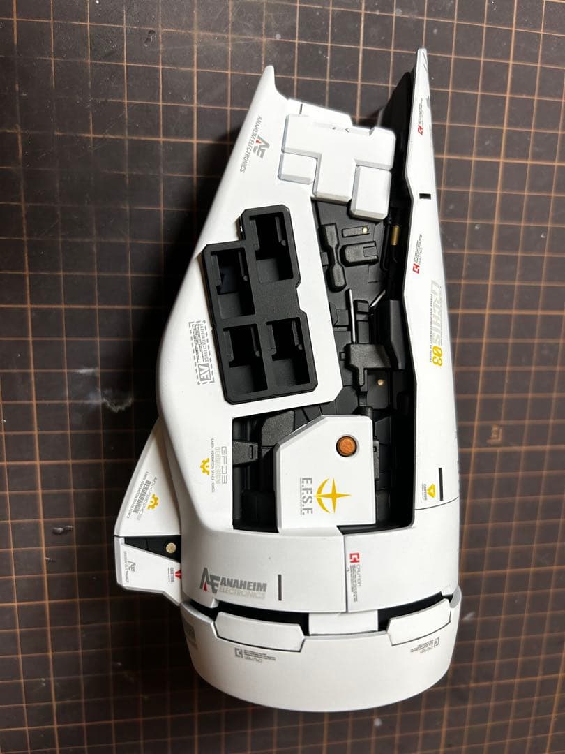 HGデンドロビウム　塗装完成品