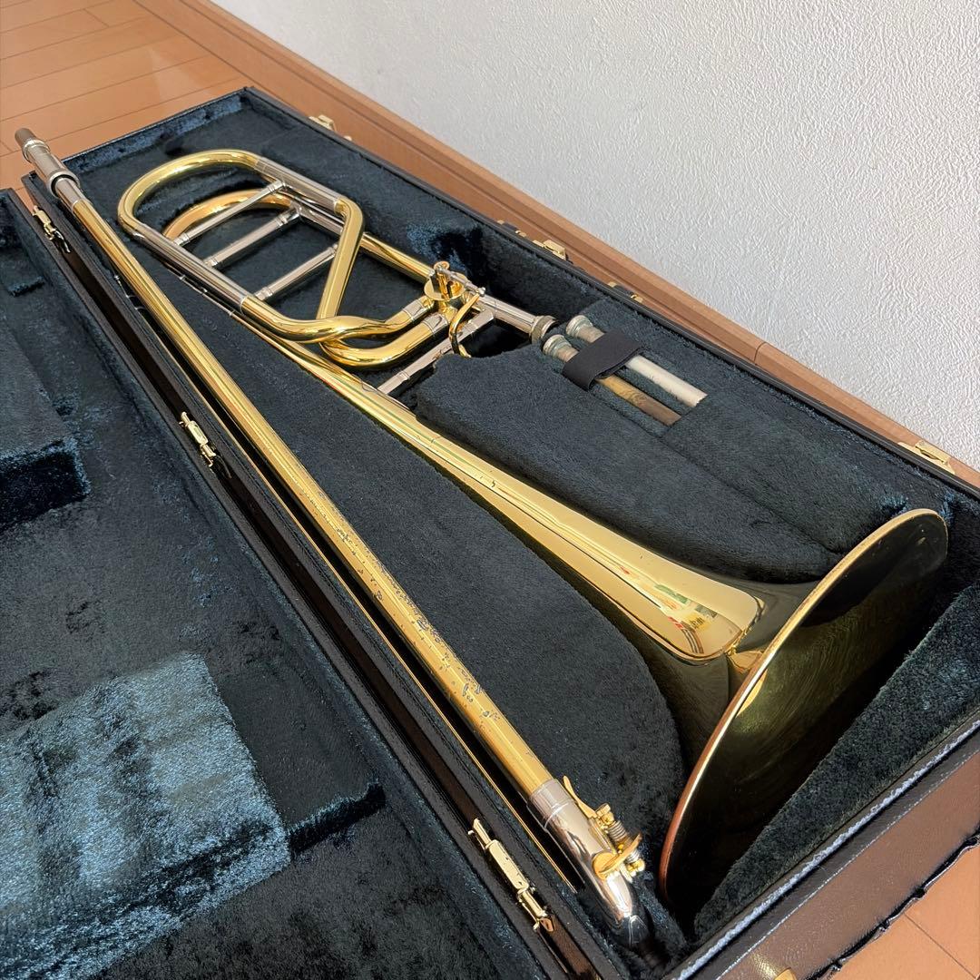 テナーバストロンボーン　XO UT-L 中古