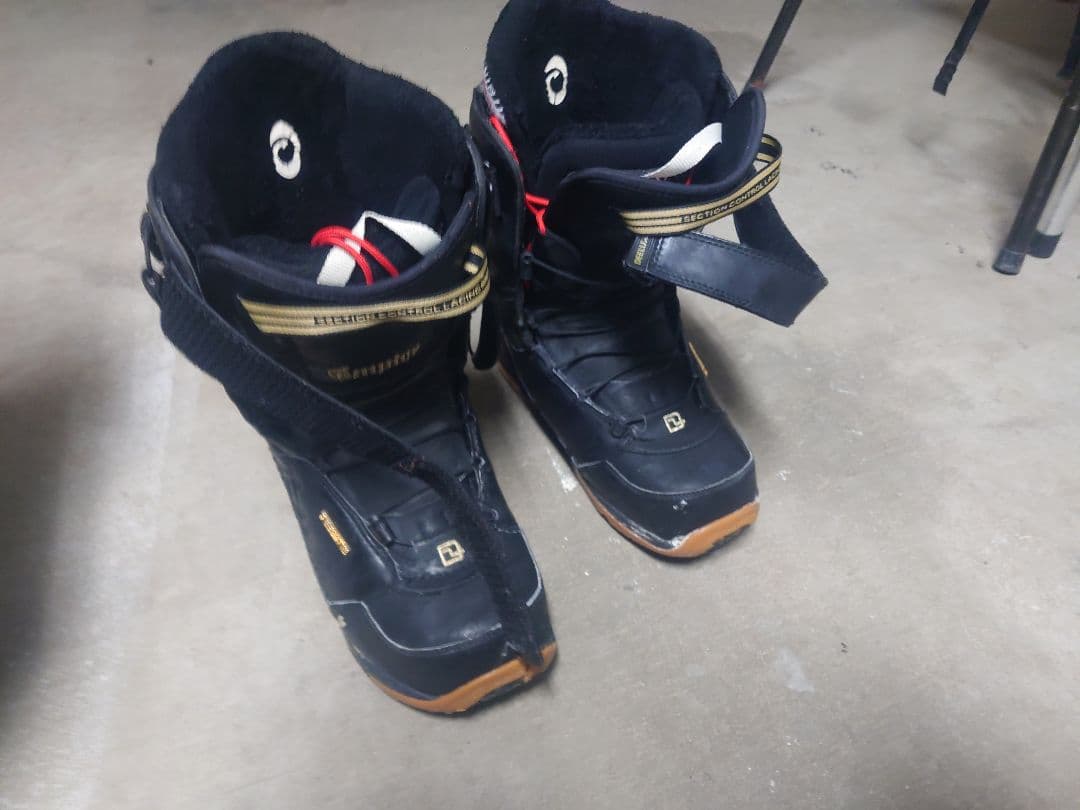 ディーラックス スノーボードブーツ