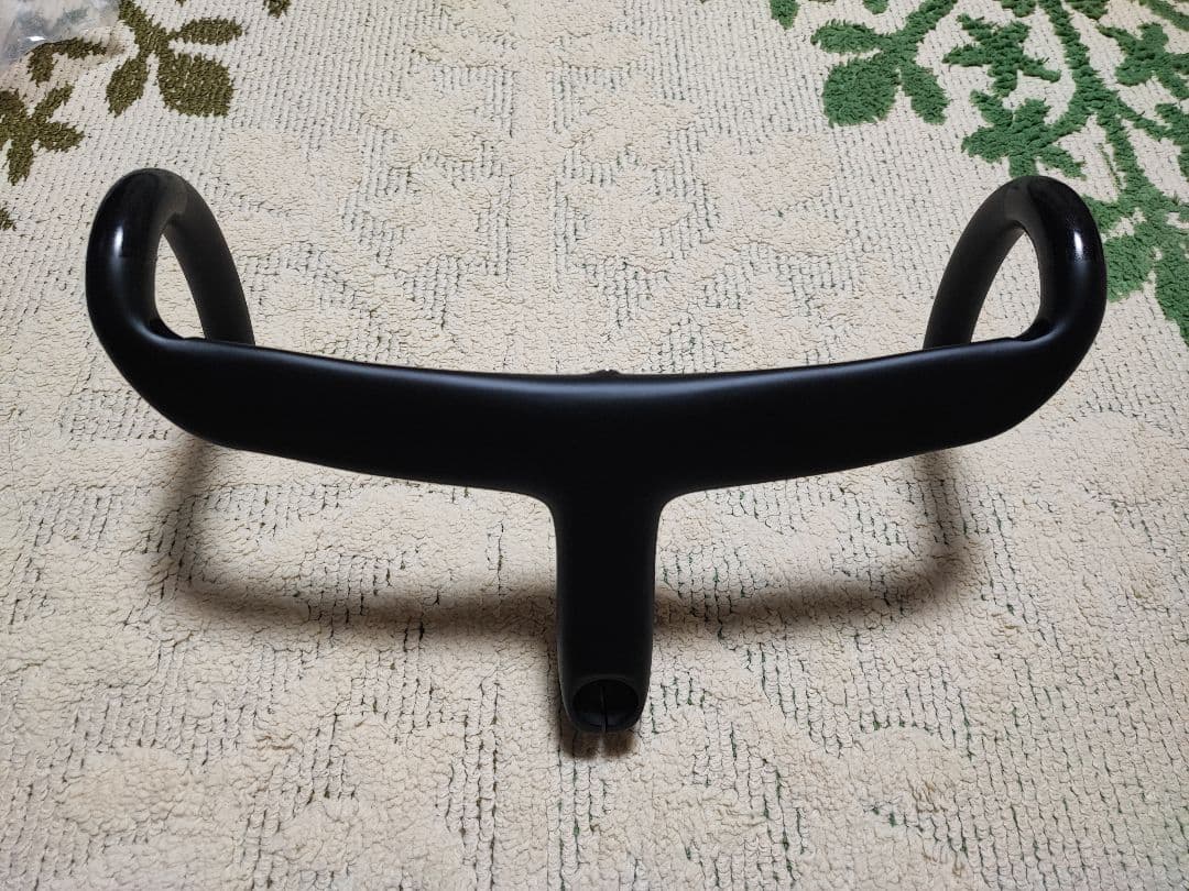 一体型カーボンハンドル　380mm 115mm