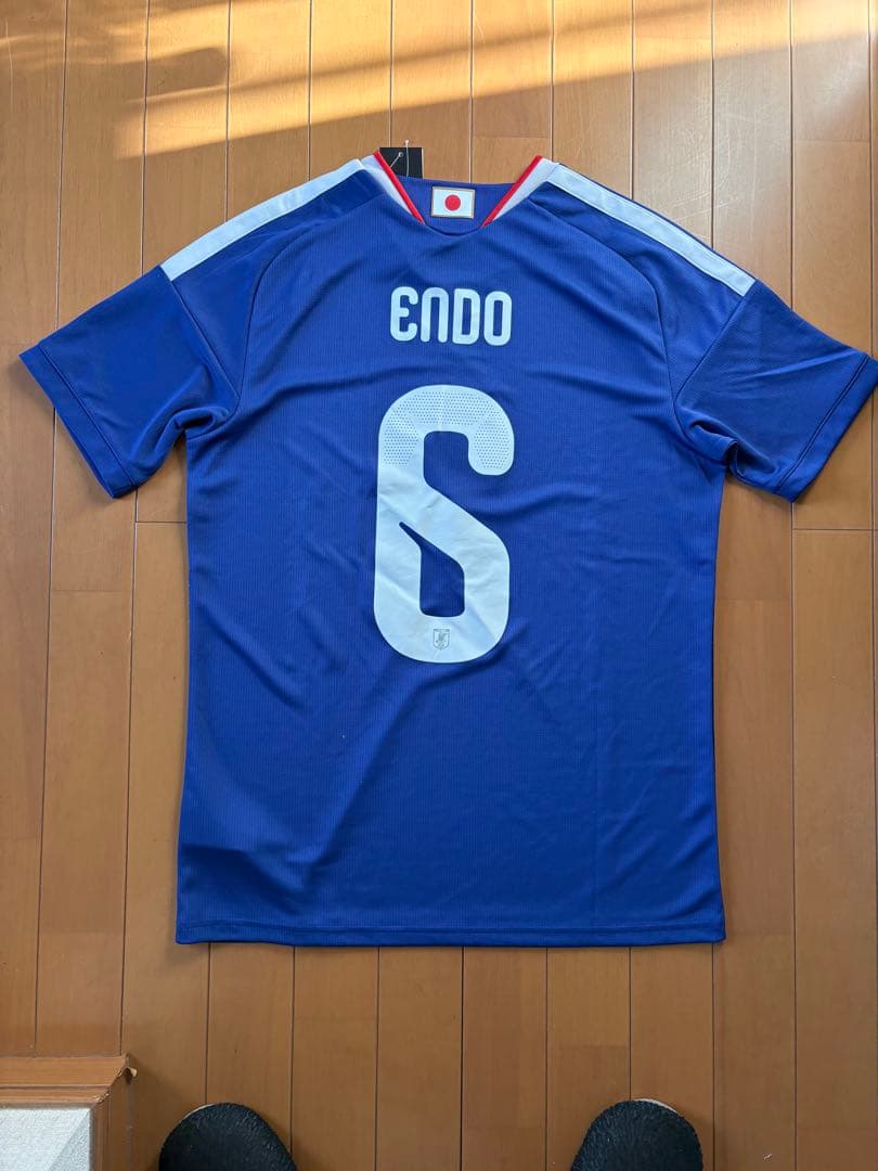 サッカー日本代表 2026 ホーム レプリカ ユニフォーム遠藤航選手