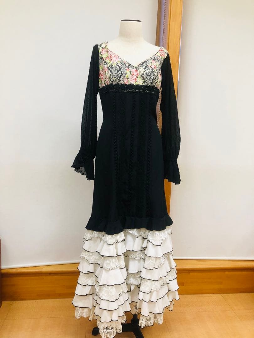 新品未使用✨フラメンコ衣装　ワンピース　ソニアジョーンズ