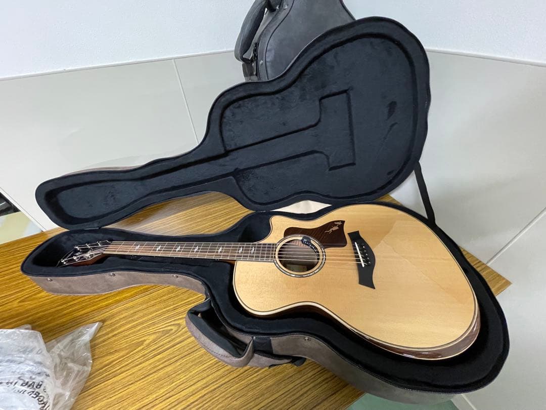 Taylor 814CE V-class J-Spec (特別仕様) オマケ付