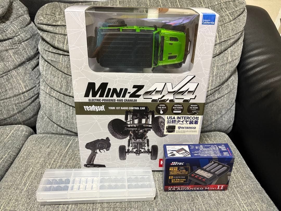ミニッツ4×4 ジープ ラングラー アンリミテッド ルビコン 充電器 充電池