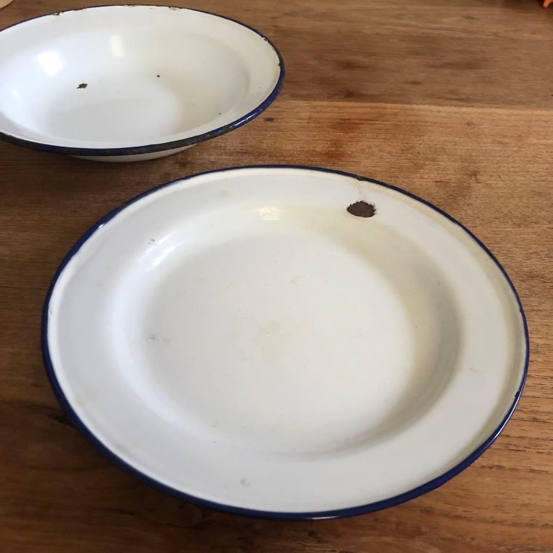 ビンテージ スウェーデン・旧ユーゴスラビア製 ホーロー皿 2個【希少】
