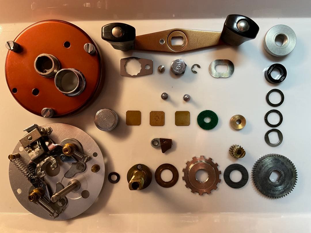 ABU アンバサダー 4000 D メンテ済 フレーム修正済