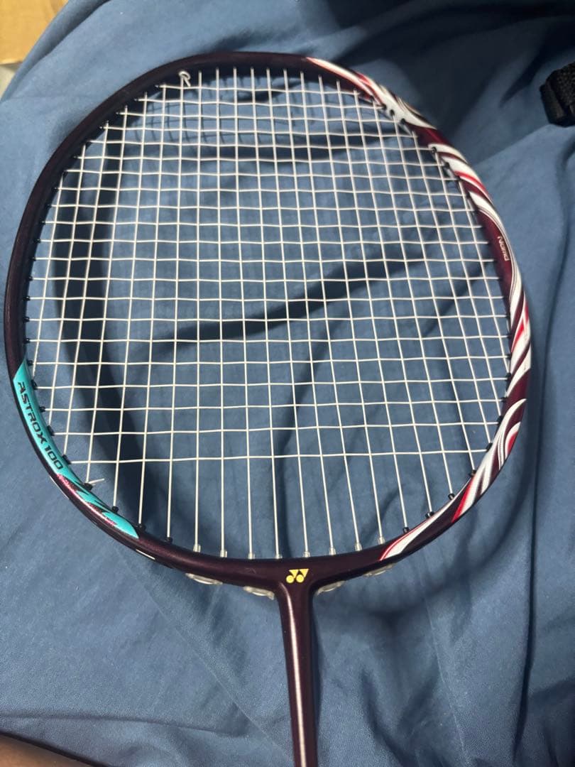 YONEX Astrox 100zProバドミントンラケット