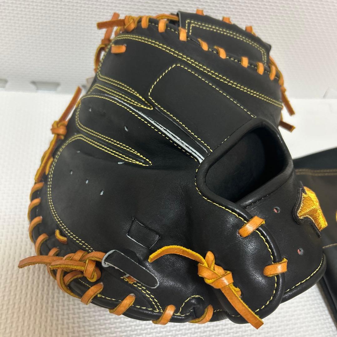 Mizuno Pro 軟式グローブ ブラック/コルク