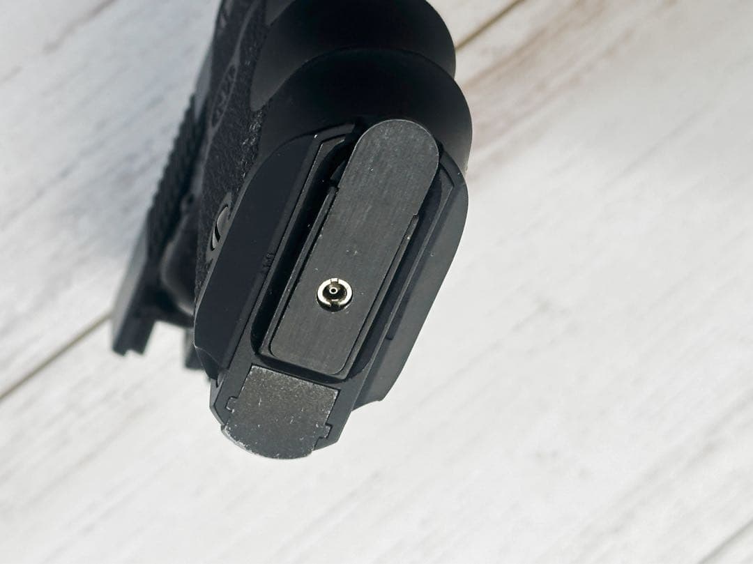 V10 Ultra Compact ブラック ガスガン　東京マルイ