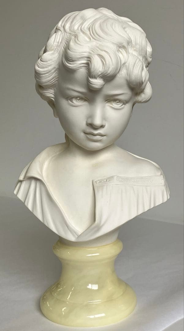 少女の胸像　白い陶器製　ジュゼッペ・ベッシ イタリア製