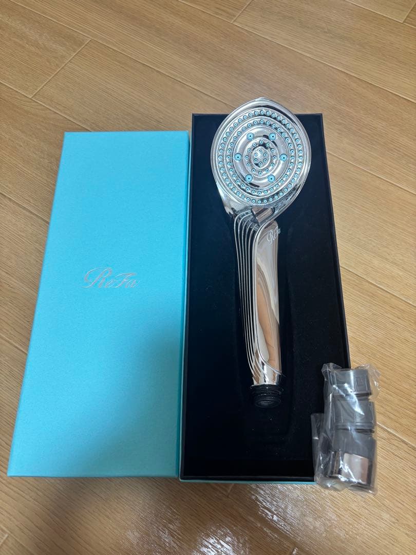 ReFa リファ　シルバー シャワーヘッド 取り付けパーツ付き