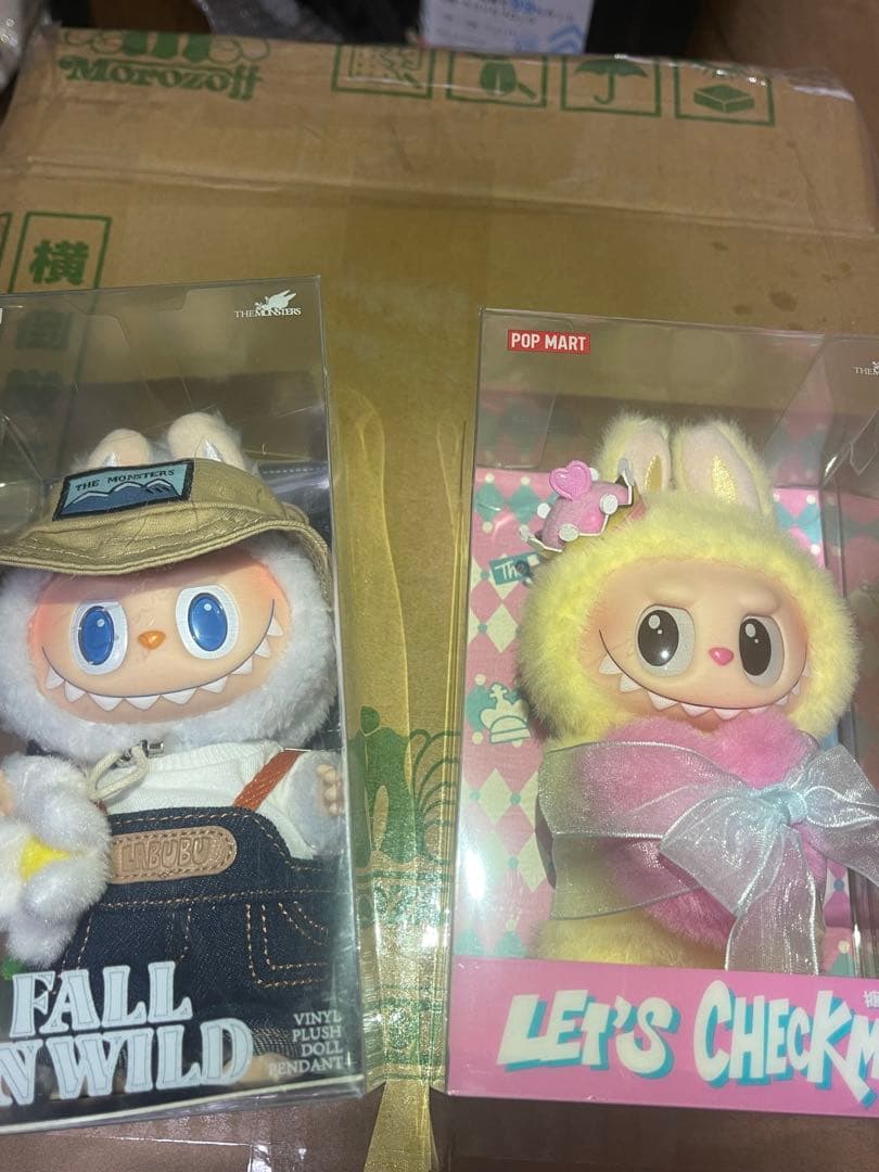 popmart FALL IN WILDとLET'S CHECKMATE 2本