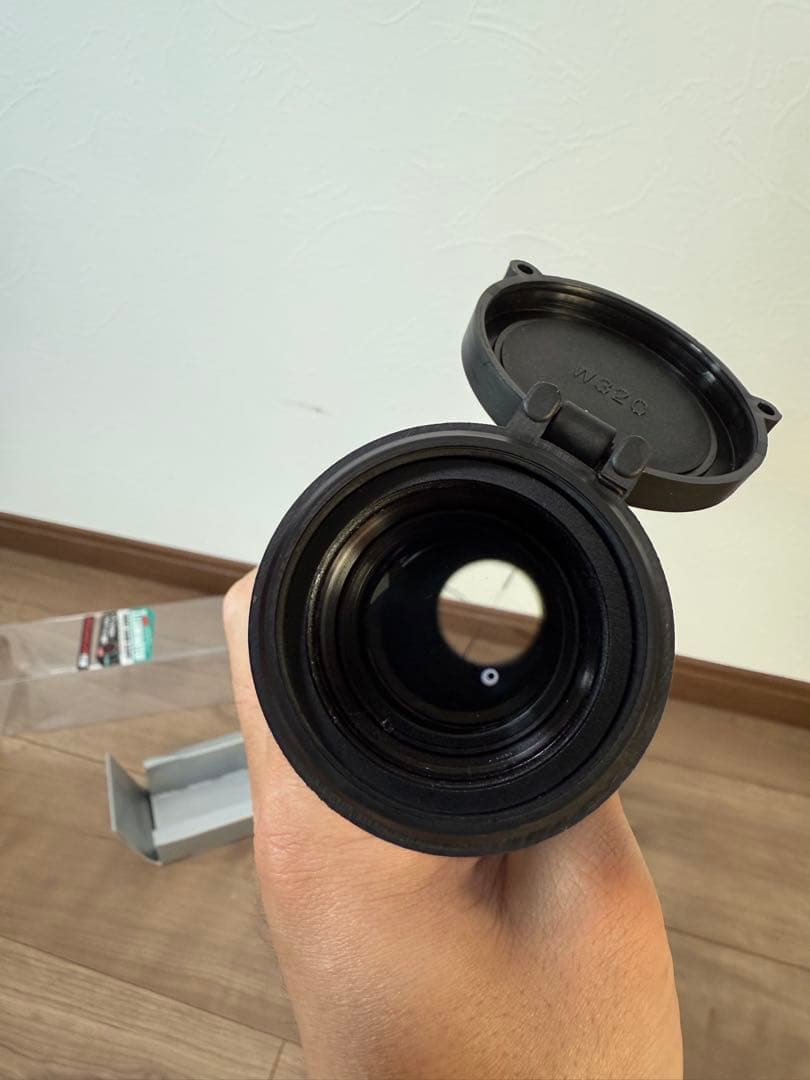 東京マルイ　イルミネーテッドショートズームスコープ