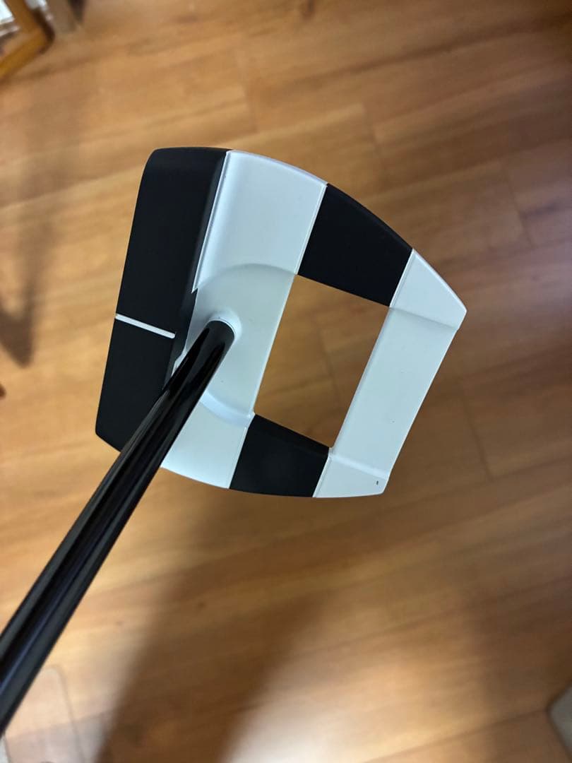 【最新】オデッセAi-DUAL SQUARE 2 JAILBIRD パター 33