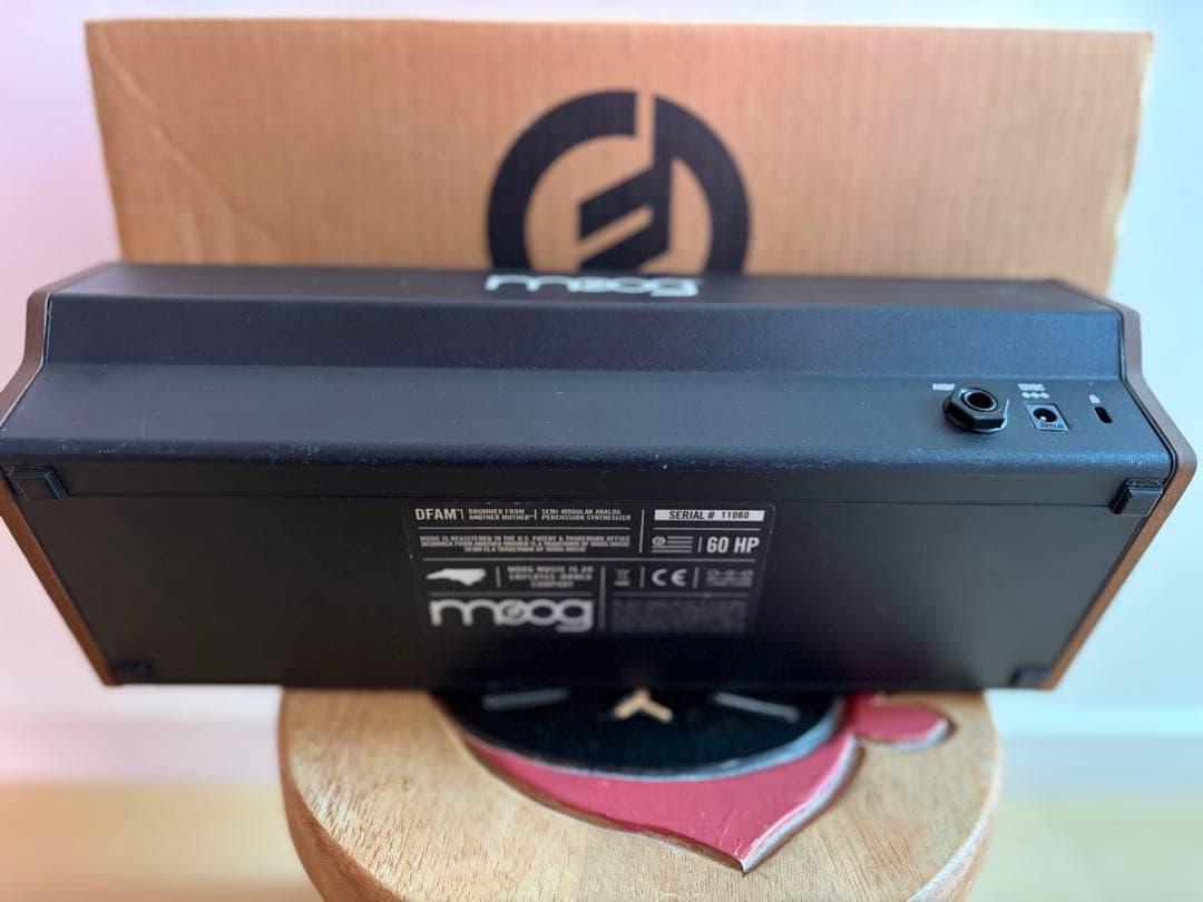 moog subharmonicon サブハーモニコン