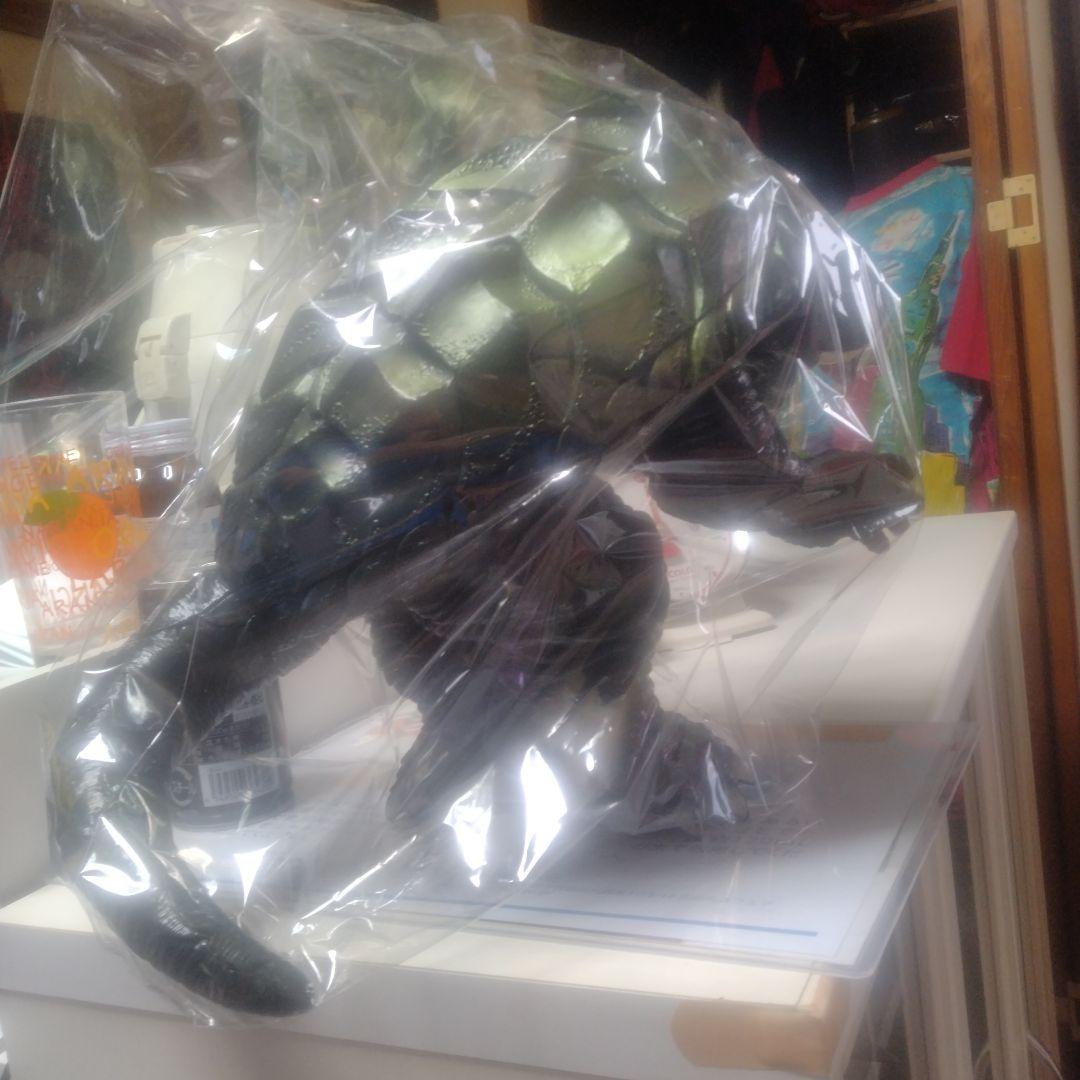 特大怪獣フィギュア ガメラ約35cm最終価格。