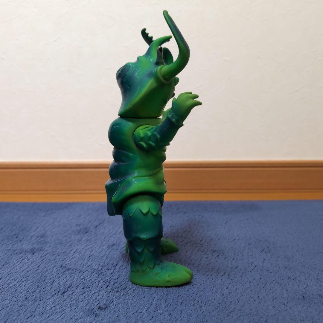 フィギュア　カネゴン