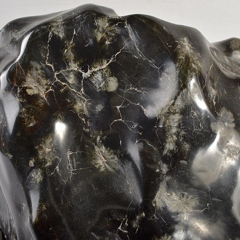 天然石　鑑賞石　梅花石　置物　重さ約24.8kg　唐木台付　M　R6821B