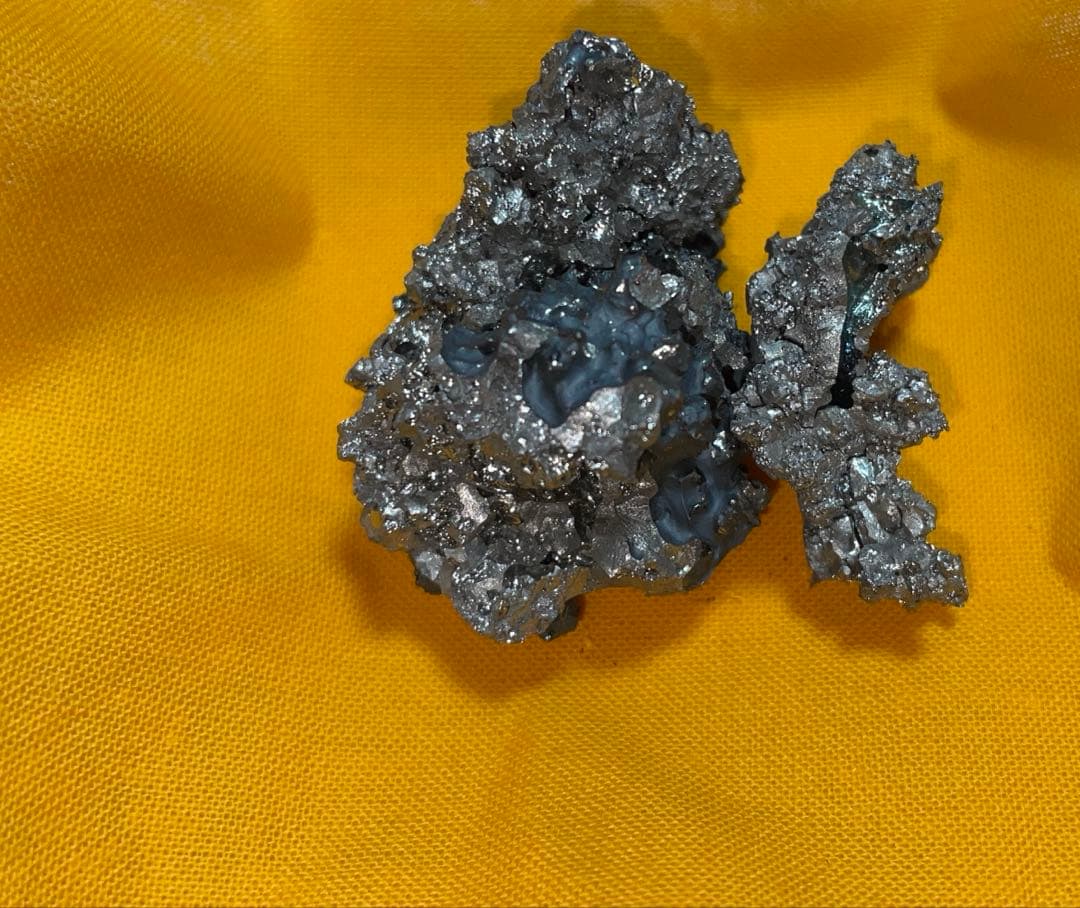 玉鋼 日刀保たたら 鬼滅の刃 日本刀 刀鍛冶 国産鉱物 刀剣乱舞 カグラバチ