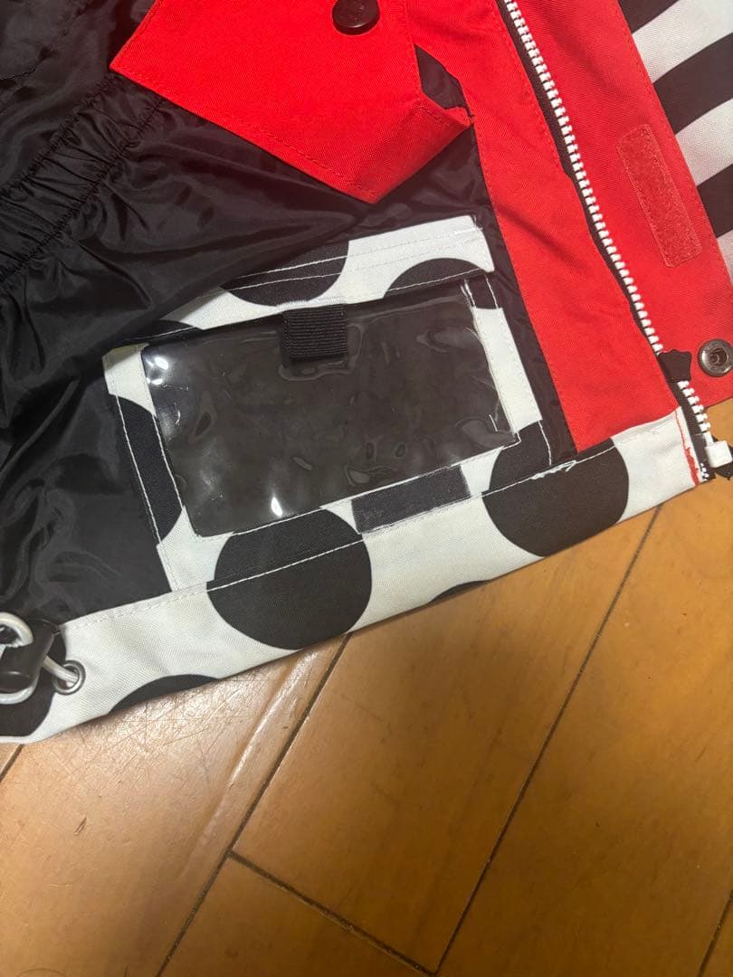 子ども用スノーボードウェア 赤/白/黒