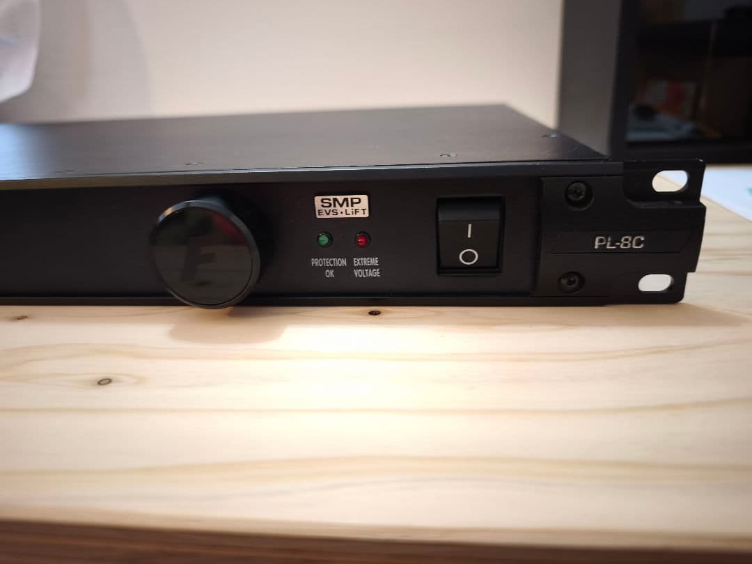 FURMAN ファーマン PL-8C パワ－コンディショナー LED付き 電源