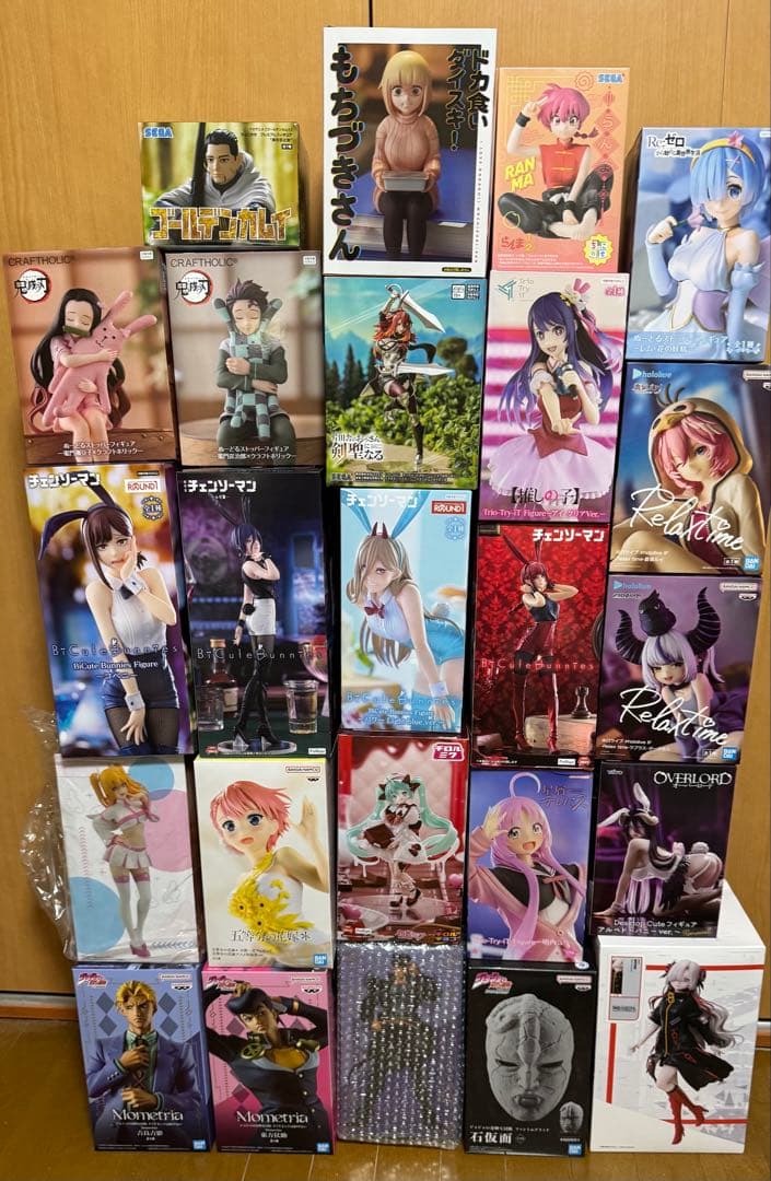 新作、チェンソーマンなどの人気作品含む 未開封フィギュア　まとめ売り　19点