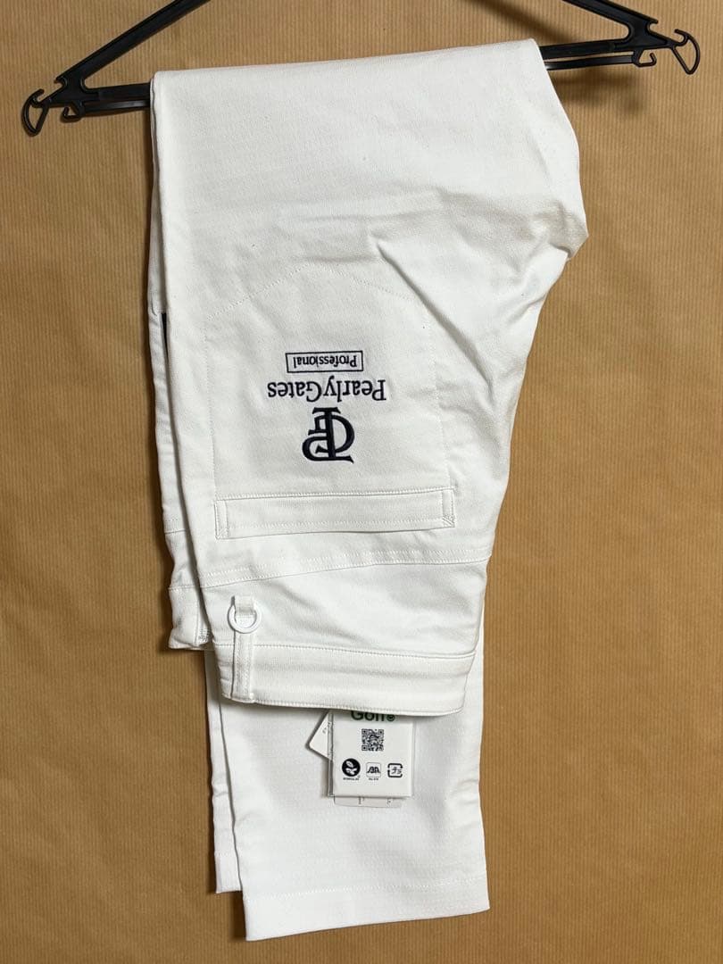 パーリーゲイツ ゴルフパンツ ホワイト 新品・タグ付き サイズ3
