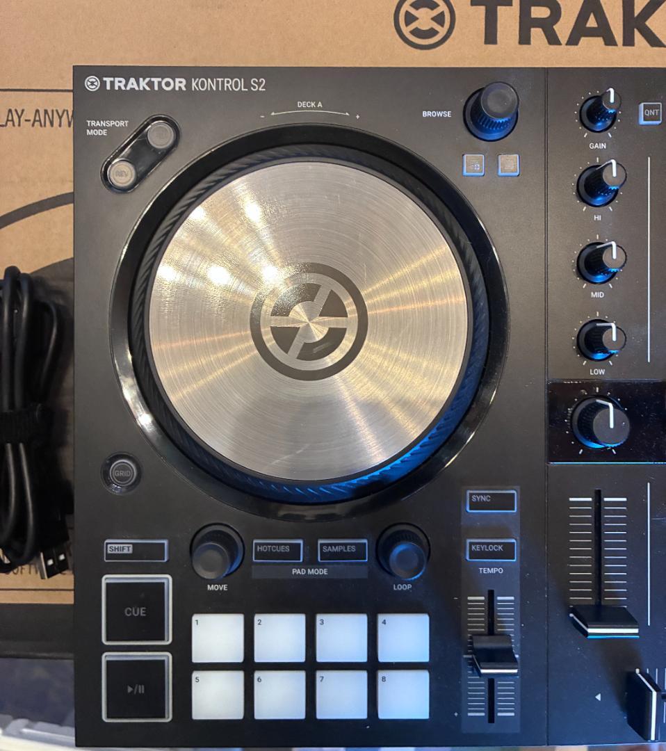 TRAKTOR KONTROL S2 MK3 DJコントローラー