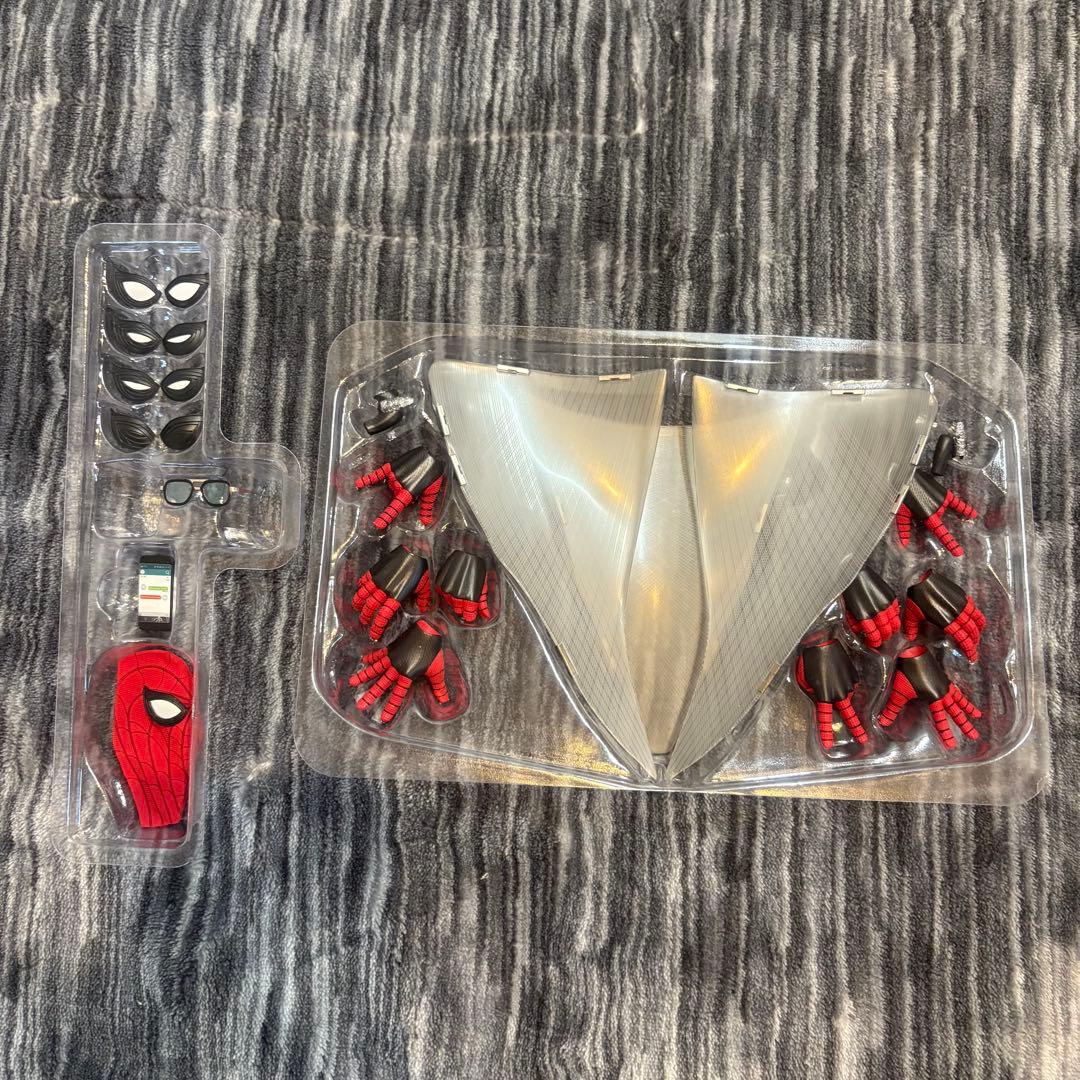 【未使用級極美品】HOTTOYS スパイダーマン アップグレードスーツ