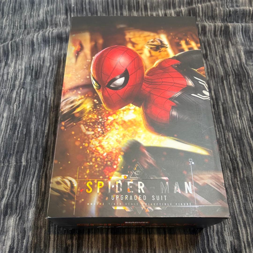 【未使用級極美品】HOTTOYS スパイダーマン アップグレードスーツ