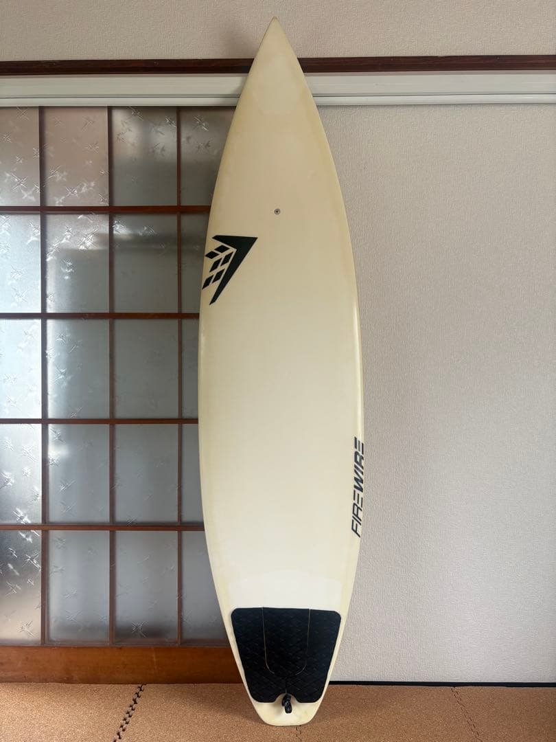FIREWIRE Flex Fire 6'1 フィン付き