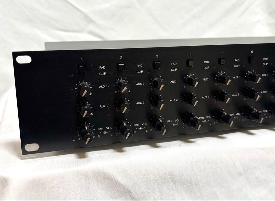 YAMAHA ラック式アナログミキサー MV802