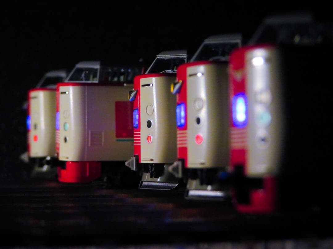 KATO 381系 「ゆったりやくも」 (6両セット)【新品,未使用品】