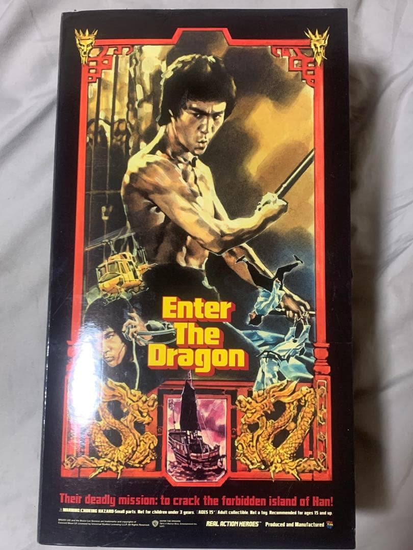 1/6ブルースリーフィギュア　メディコムトイ