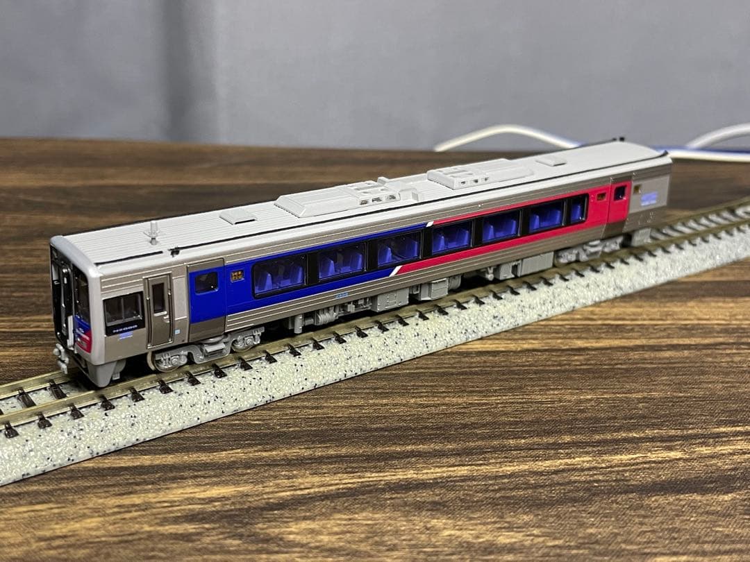 KATO N2000系 2458号車(量産先行車) 10-1628バラし