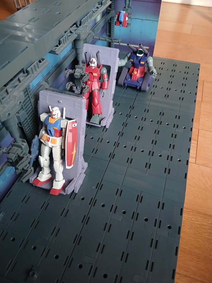 ロボット魂　ガンダム　ジオラマ
