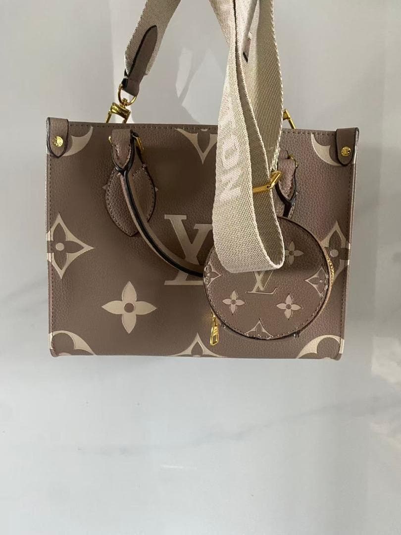 Louis Vuitton ブラウンのハンドバッグ/ショルダーバッグ