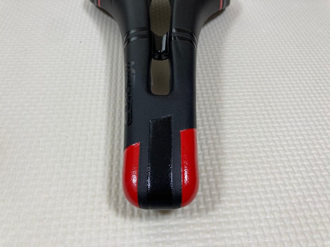 サンマルコ マントラ レーシングWIDE Fレッド サドル