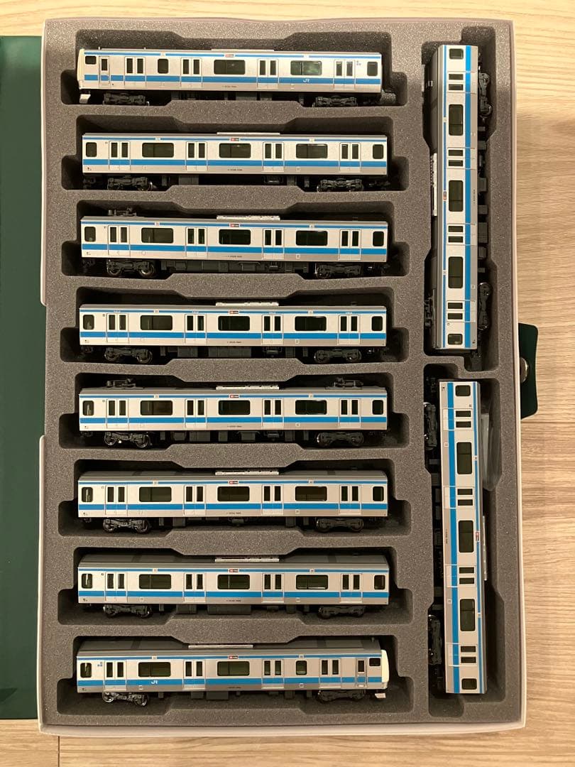 KATO10-1826/1827/1828 E233 系1000番台 京浜東北線